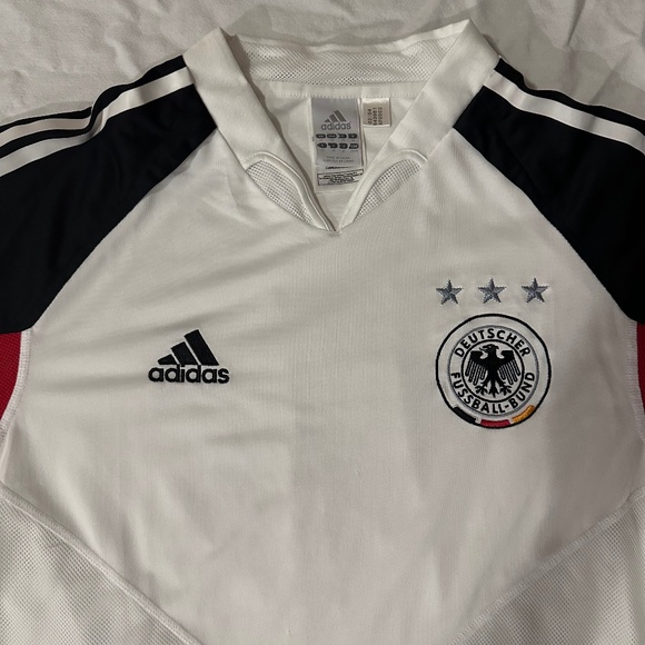 Germany 2004/05 Home Soccer Jersey - Picture 4 of 5